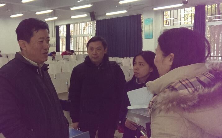 公司党委书记郝翔同志听公司青年教师讲课并作交流