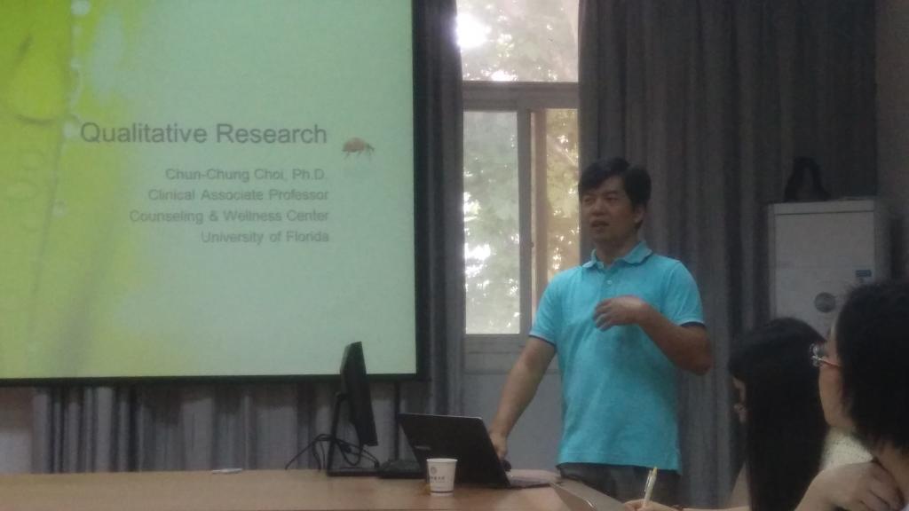 美国弗罗里达大学蔡振宗副教授来公司进行学术交流 美国弗罗里达大学蔡振宗副教授来公司进行学术交流