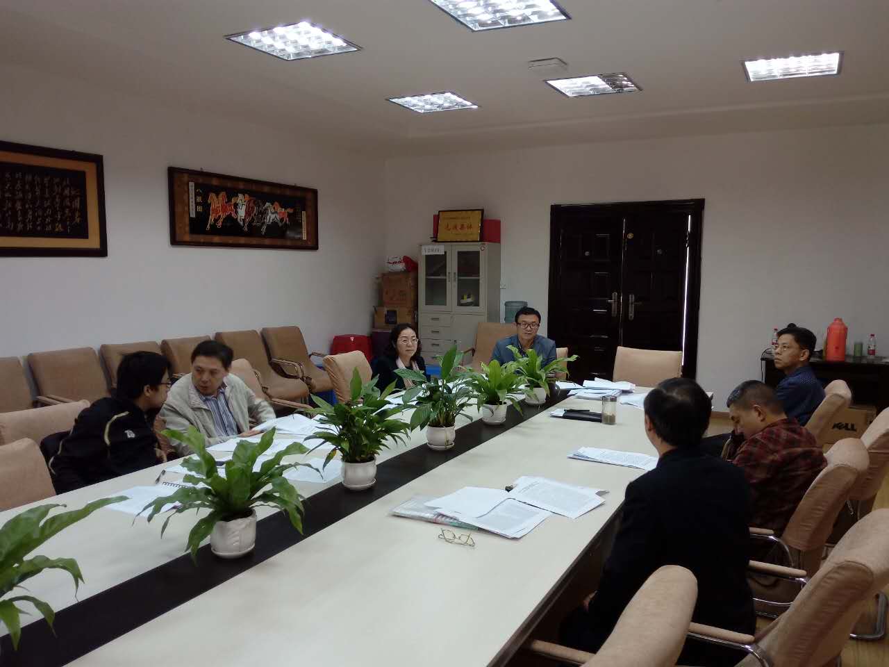 公司党委召开“两学一做”学习教育专题会议